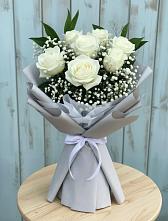 Букет из белых роз в городе Кашира Букет цветов из:  Розы в городе Кашира
